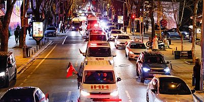 İstanbul’da yüzlerce araçla Gazze konvoyu