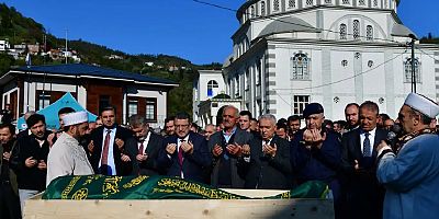 İstanbul’daki metro inşaatında ölen işçi memleketinde toprağa verildi
