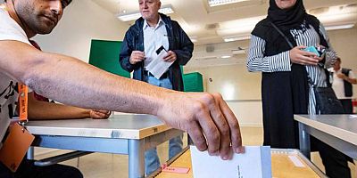 İsveç sandık başında: Genel seçimler içinoy verme işlemi başladı