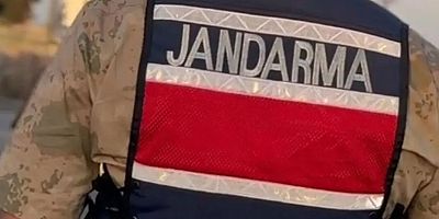 Jandarma kılığıyla girerek 12 kilo altın ve 2 milyon TL çaldılar