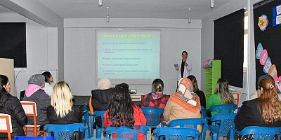 Kadınlar için aile planlaması semineri verildi