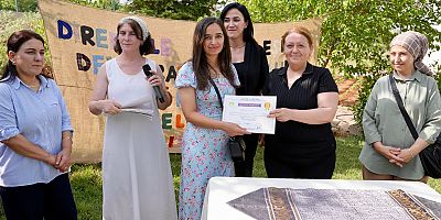 Kadınların El Emeği Ürünleri Sergilendi, Kursiyerlere Sertifikaları Verildi