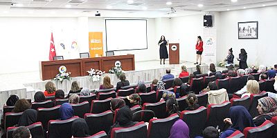 Kadınların Güçlenmesi ve Sürdürülebilir Kalkınma Eğitimi Diyarbakır’da Düzenlendi