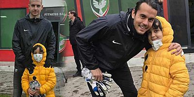  Kaptan  Erce’den  İdris’e Anlamlı Hediye 