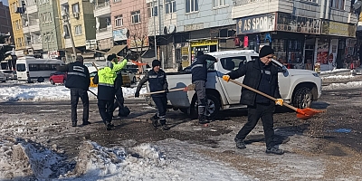 Karla Mücadele Çalışmaları Mahallelerde Devam Ediyor