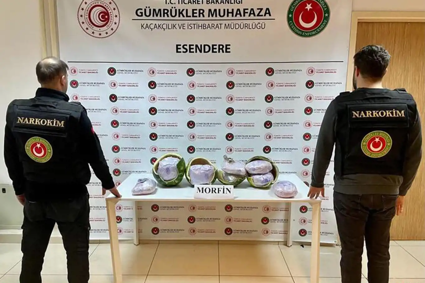 Karpuz içerisine zulalanmış 12 kilo morfin ele geçirildi
