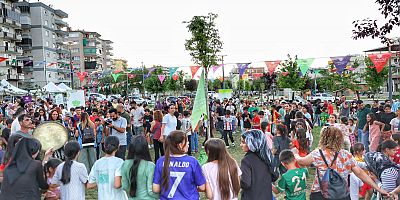 Kayapınar Belediyesi’nin Peyas Buluşmaları Huzurevleri Mahallesi’nde Yoğun İlgi Gördü