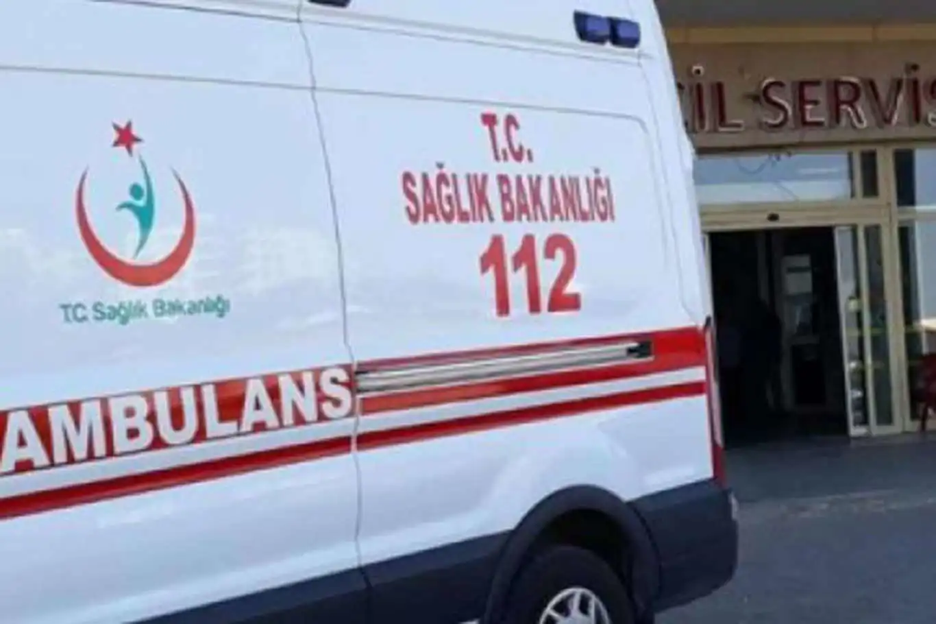 Kırıkkale'de 28 öğrenci zehirlenme şüphesiyle hastaneye kaldırıldı
