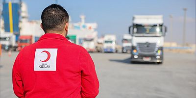 Kızılay'ın Gazze'ye gönderdiği iyilik gemisi El Ariş Limanı’na ulaştı