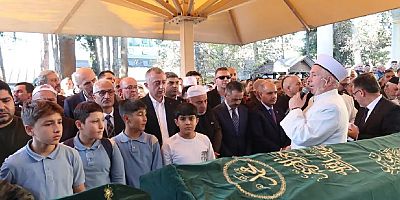 Kocaeli’de çöken binada hayatını kaybeden Bilir ailesi toprağa verildi