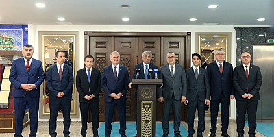 Kültür ve Turizm Bakan Yardımcısı Alpaslan: Kurasız hac vaadinde bulunanlara sakın inanmayın
