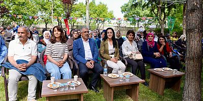 Kürt Dil Bayramı Bağlar’da Coşkuyla Kutlandı