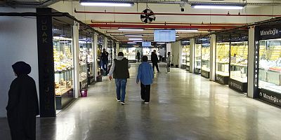 Kuyumculardan vatandaşlara uyarı: Panik yapmayın, piyasa dengeye oturacak