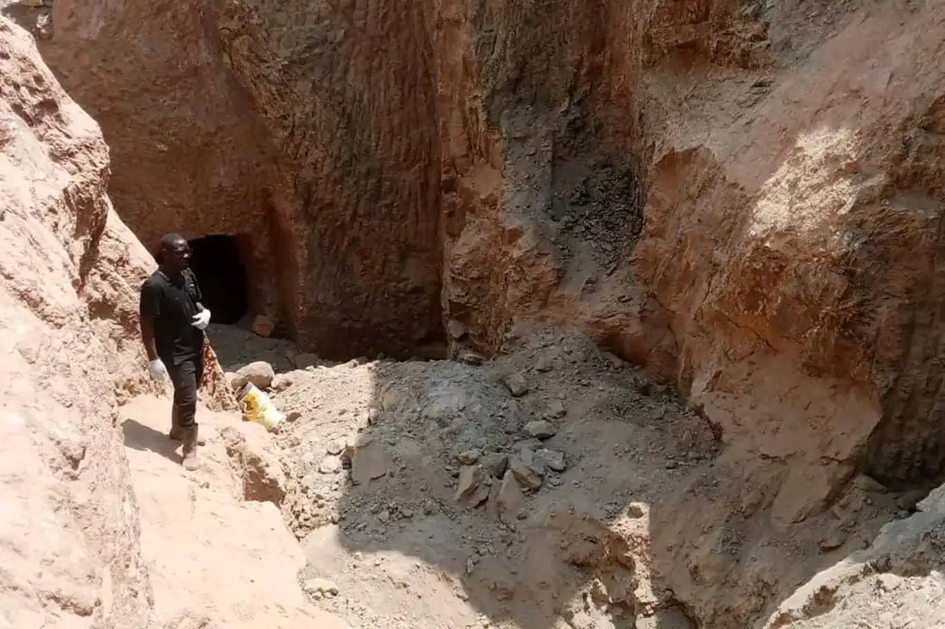 Malavi'de altın madeninin çökmesi sonucu 8 kişi öldü