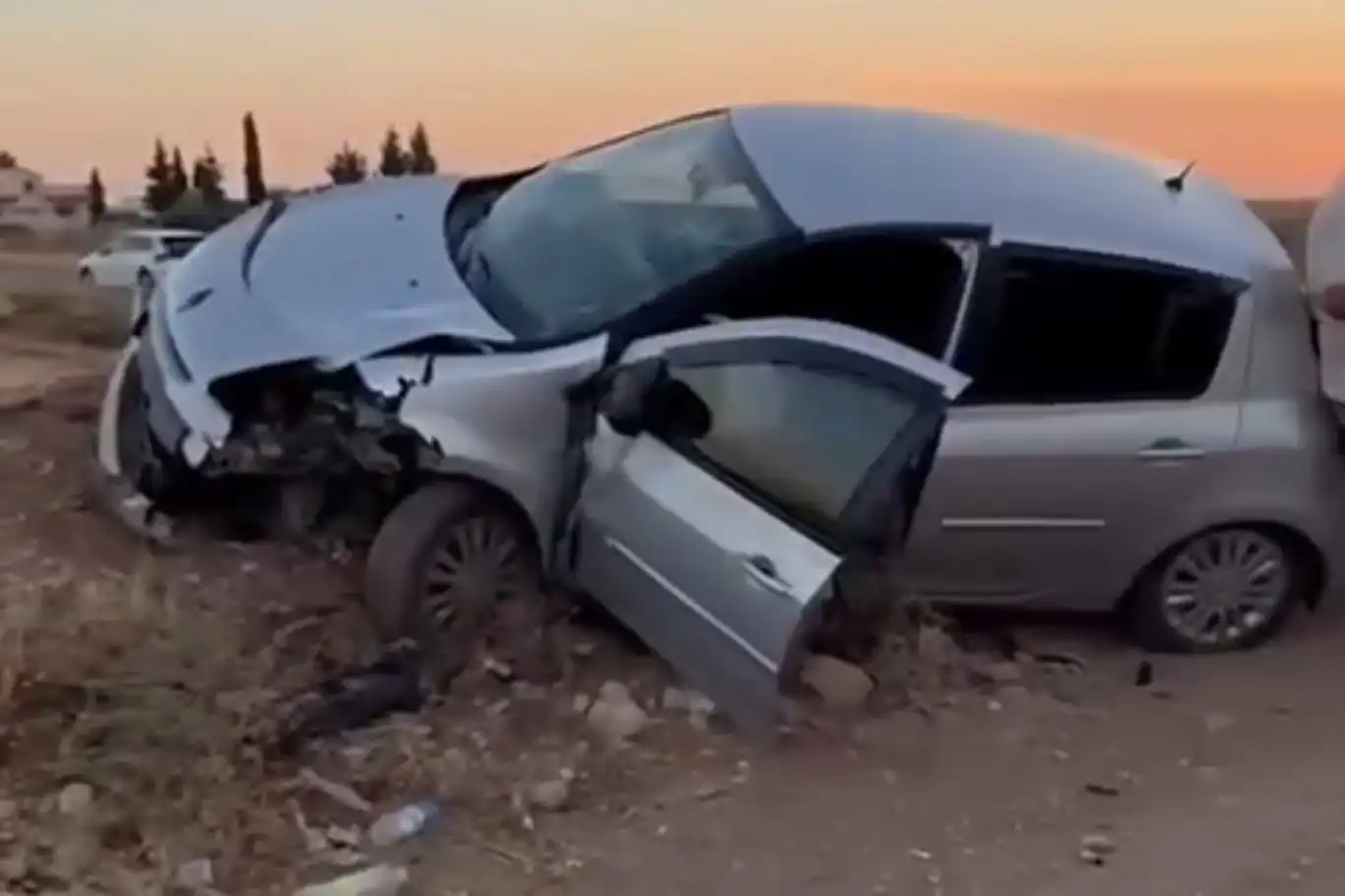 Mardin’de iki otomobil çarpıştı: 1’i çocuk 7 yaralı