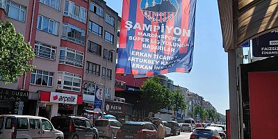 Mardin1969spor’un şampiyonluk Bayragı Yalovada dalgalanıyor!