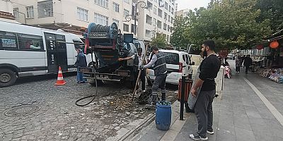 Melikahmet Caddesi’nde Kanalizasyon Tıkanıklığı Giderildi