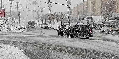 Meteoroloji'den kar, sağanak ve kuvvetli rüzgâr uyarısı