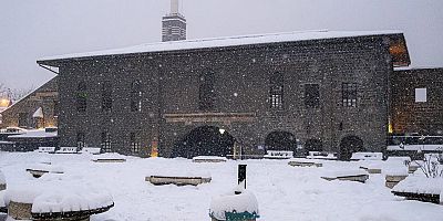 Meteorolojiden Diyarbakır için kuvvetli kar yağışı uyarısı