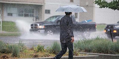 Meteorolojiden kuvvetli sağanak yağış uyarısı