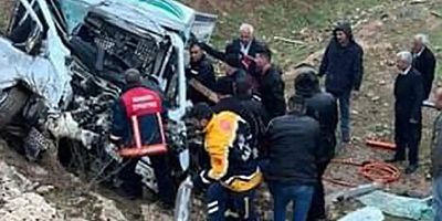 Midyat'ta trafik kazası : 1 ölü 7 yaralı