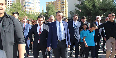 Milli Eğitim Bakanı Tekin Mardin’de okul ziyaretinde bulundu