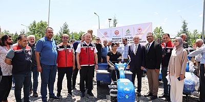 Modern Bağcılığın Geliştirilmesi ve Yaygınlaştırılması Projesi Kapsamında Malzeme Teslim Töreni Düzenlendi