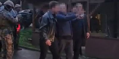 Müebbet hapis cezasıyla aranan firari hükümlü at çiftliğinde yakalandı