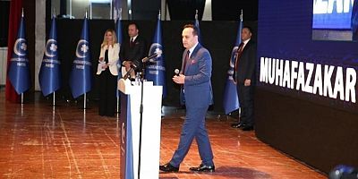 MYP Genel Başkanı Ahmet Reyiz Yılmaz, 'Altılı masa bugünden yetki kavgasına düşmüştür'