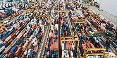Nisan’da ihracat 25,4 milyar dolara yükseldi