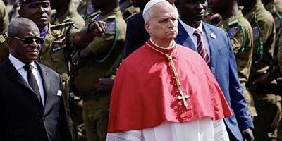 Papa: Dünyayı bir avuç zorba harap ediyor