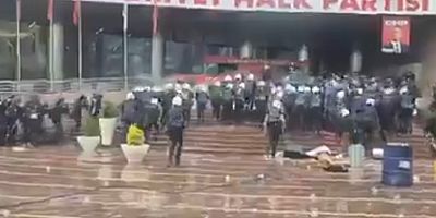 Polis CHP Genel Merkezi’ne girdi