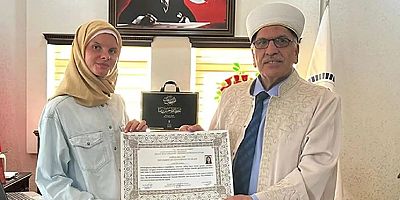 Polonyalı gazeteci Antalya’da Müslüman oldu