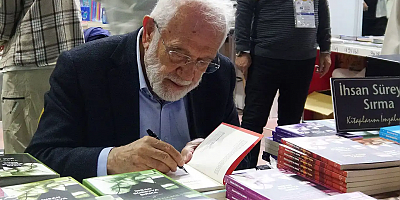 Prof. Dr. İhsan Süreyya Sırma: Kitapların değil, telefonların kölesi olduk!