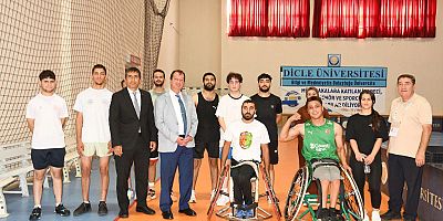 Rektör Eronat, BESYO Özel Yetenek Sınavını Ziyaret Etti