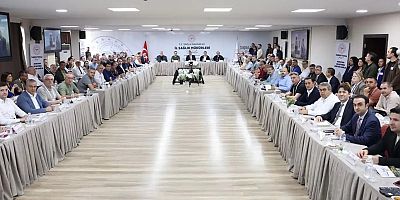 Sağlık Bakanı Memişoğlu başkanlığında il sağlık müdürleri İzmir’de buluştu