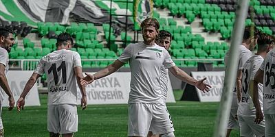 Sakaryaspor eski yıldızını geri getirdi!