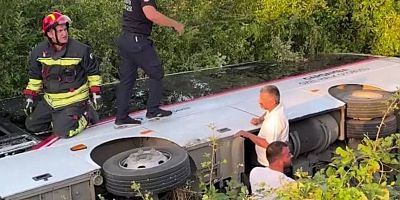 Samsun'da özel halk otobüsü şarampole devrildi: 21 yaralı