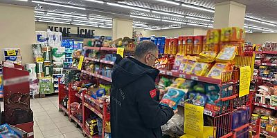 Şanlıurfa’da 1,5 milyon TL’lik tarihi geçmiş ürünlere el konuldu