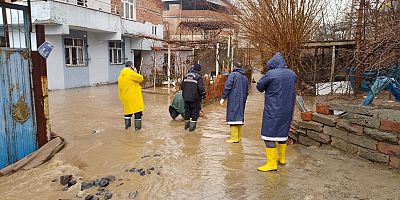 Silvan’da Sağanak Yağış Sele Neden Oldu