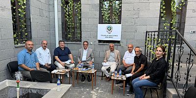 ŞİMŞEK: “Kürtler, entegrasyonla Laz veya Kızılderili yapılamaz”