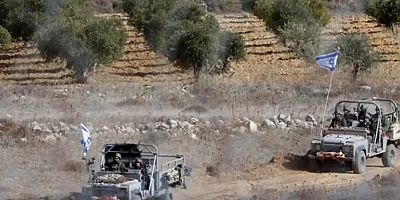 Siyonist rejim Suriye'ye saldırdı, köylerde yol kontrol noktaları kurdu