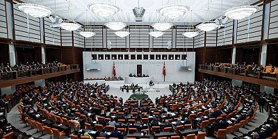 Sosyal medya ve doğum iznine ilişkin düzenlemeler kanunlaştı