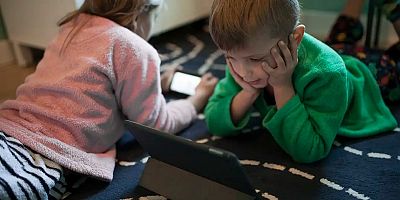 Sosyal medyada yaş doğrulama dönemi mi başlıyor?