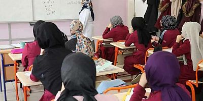 Sözleşmeli öğretmen atamaları için tercih başvuruları bugün başlıyor