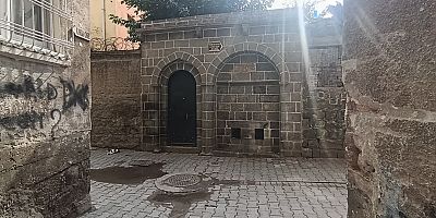 Suriçi’nin Kalbinde Tarih Susuz Kaldı: Asırlık Çeşme Bakımsızlığa Terk Edildi