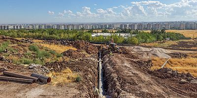 Talaytepe’de 450 metrelik çelik terfi hattı döşeniyor