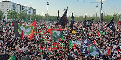 Taraftarlar Newroz Parkını Doldurdular