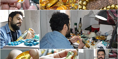 Tarihi cami siluetlerini tesbih tanelerine işliyor