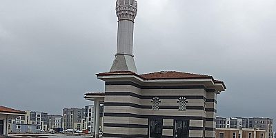 TOKİ Oğlaklı’da Camiler Ramazan Öncesi Açılmayı Bekliyor